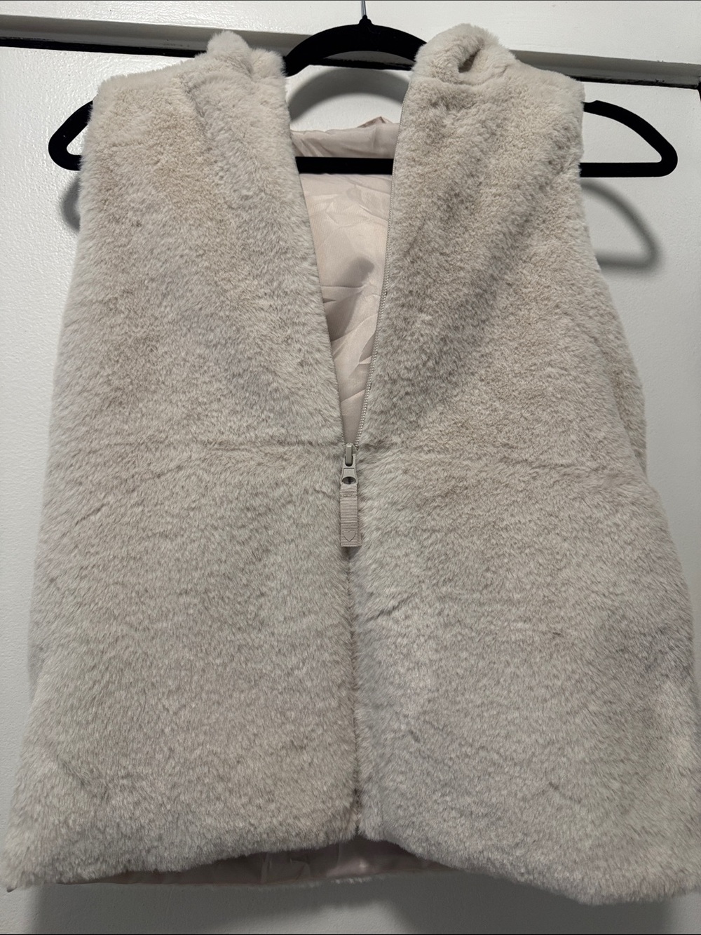 Kids Cream Faux Fur Vest with Zip Closure